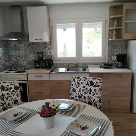 Semesterbostad Loukia's House Skála Kallirákhis